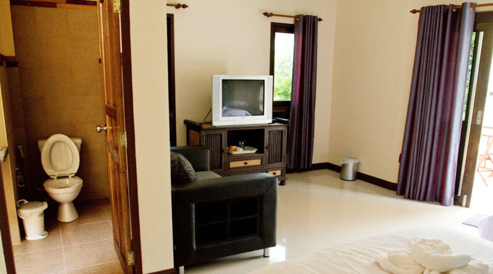 Saphli Villa Чумфон Екстериор снимка